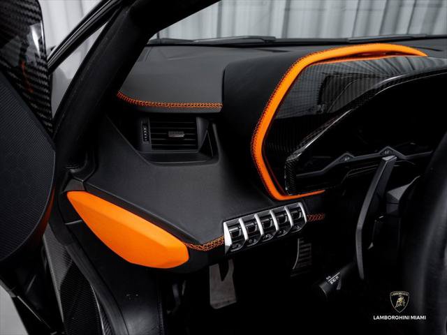 Used 2019 Lamborghini Aventador S AWD/4WD image 45