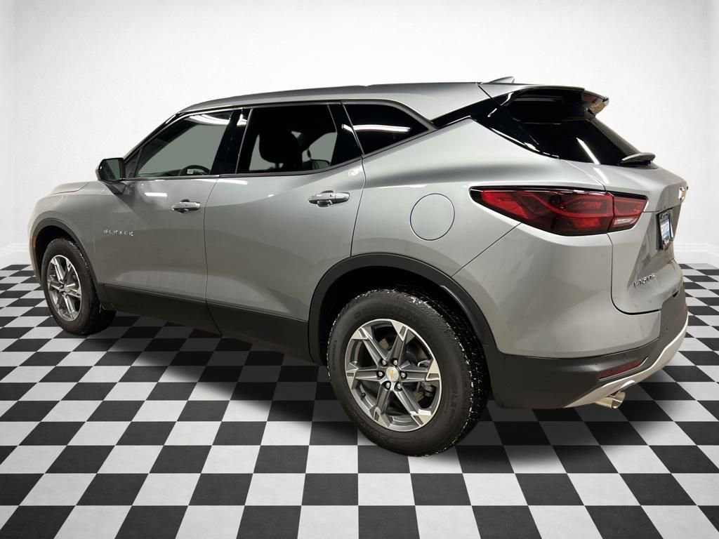 Certified 2025 Chevrolet Blazer LT w/ Driver Confidence Package image 7
