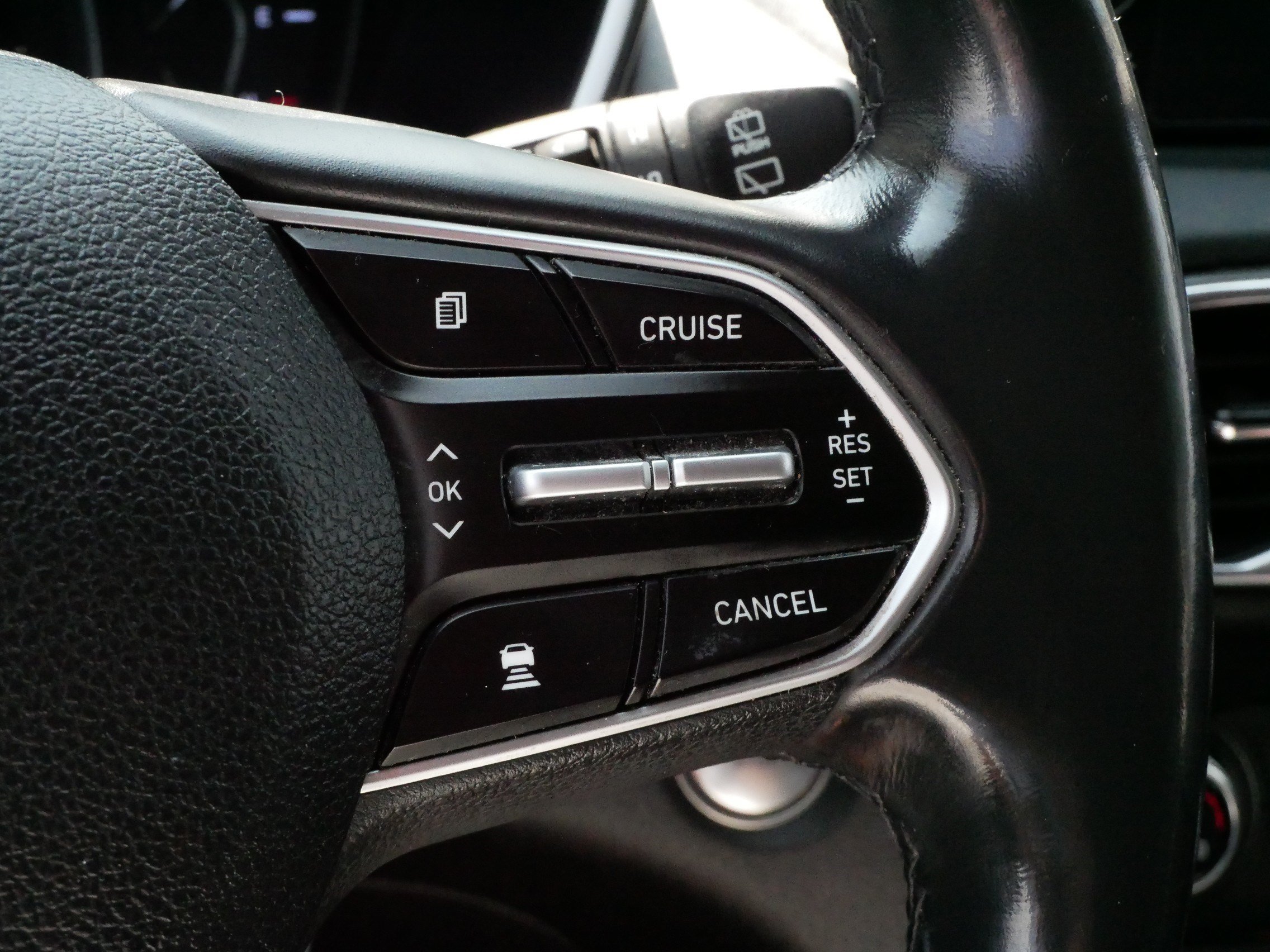 Used 2019 Hyundai Santa Fe AWD image 26