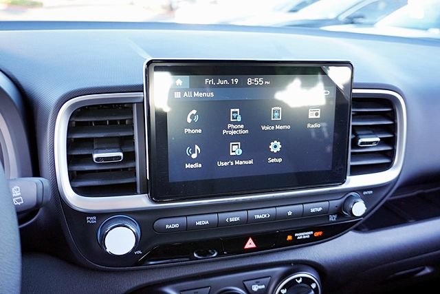 New 2026 Hyundai Venue SE FWD image 28