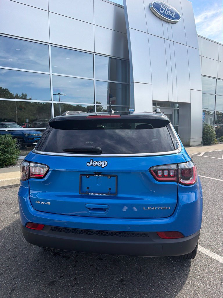 Used 2024 Jeep Compass Limited AWD/4WD image 4