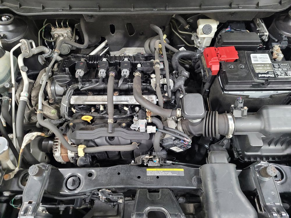 Used 2019 Nissan Kicks S FWD image 30