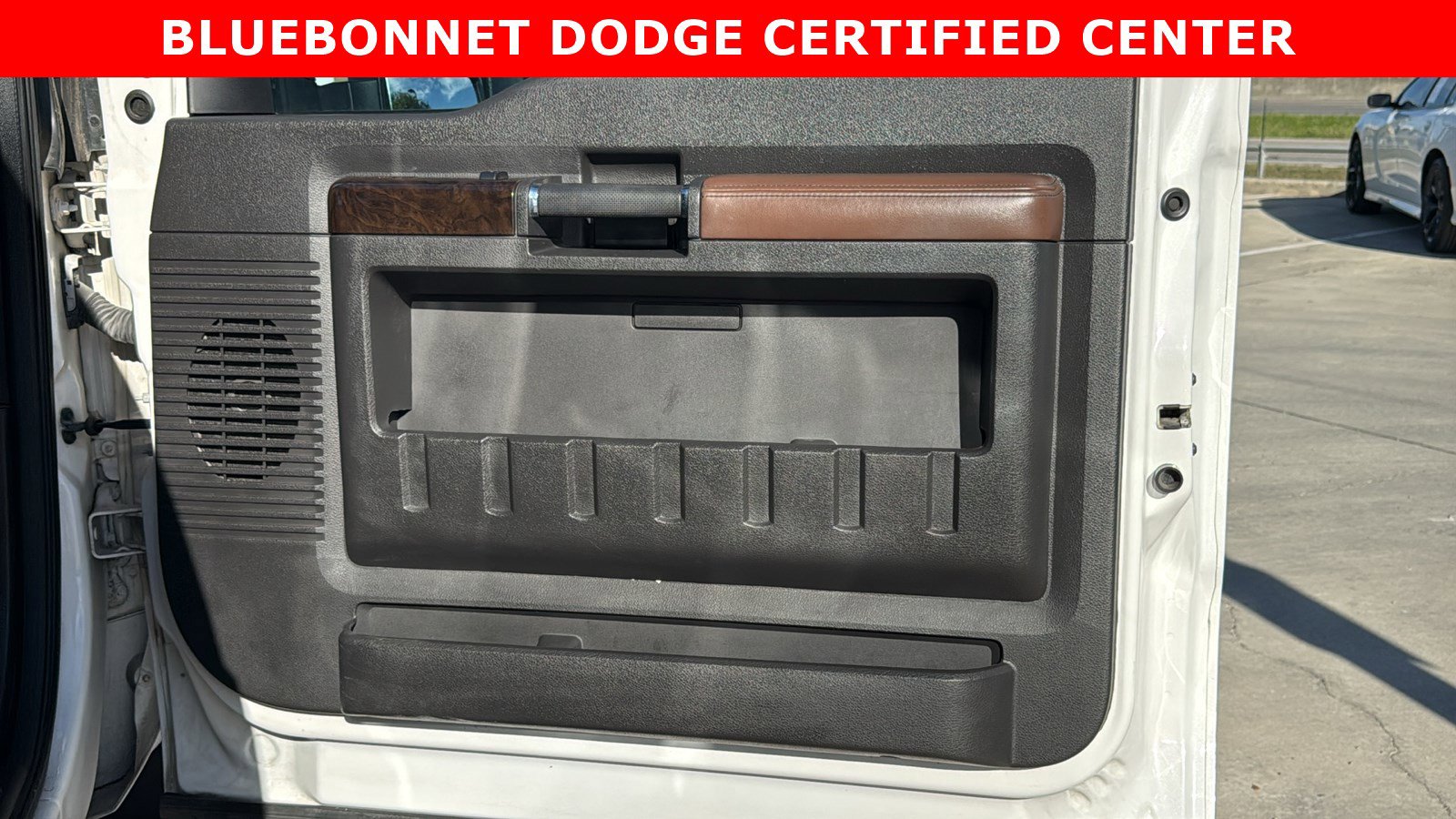 Used 2014 Ford F350 Platinum w/ FX4 Off-Road Package AWD/4WD image 29