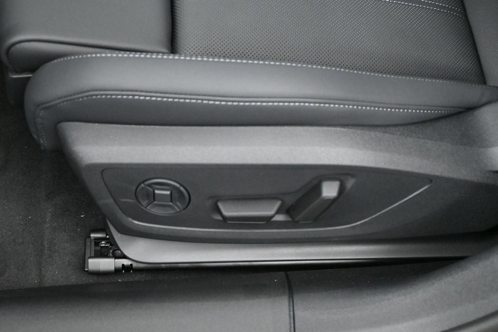 New 2026 Audi A6 Premium Plus AWD/4WD image 7