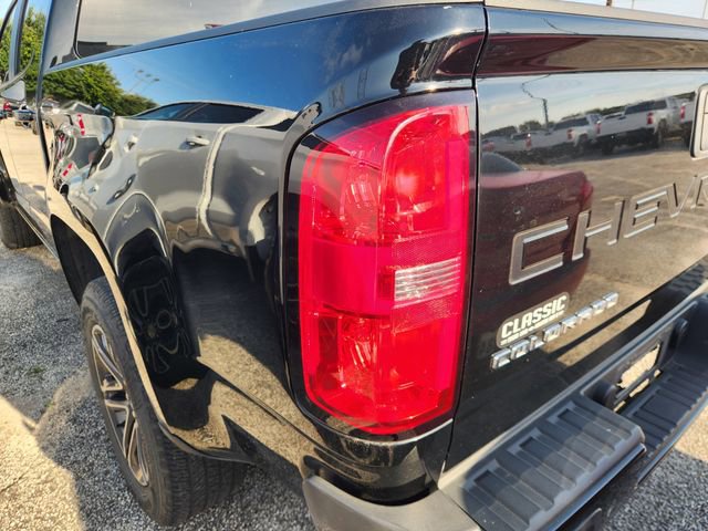 Used 2021 Chevrolet Colorado W/T w/ Custom Special Edition RWD image 7