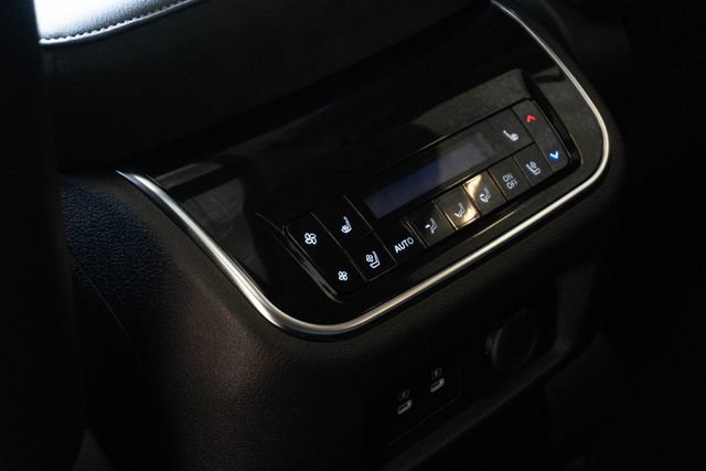 Used 2025 INFINITI QX80 Sensory AWD/4WD image 28