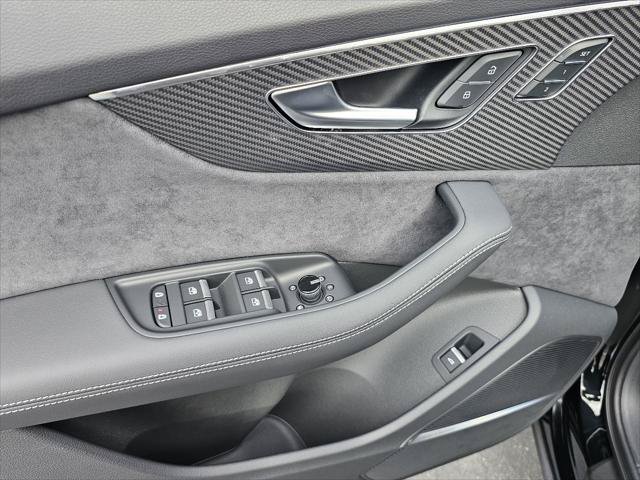 New 2026 Audi SQ7 Premium Plus AWD/4WD image 10