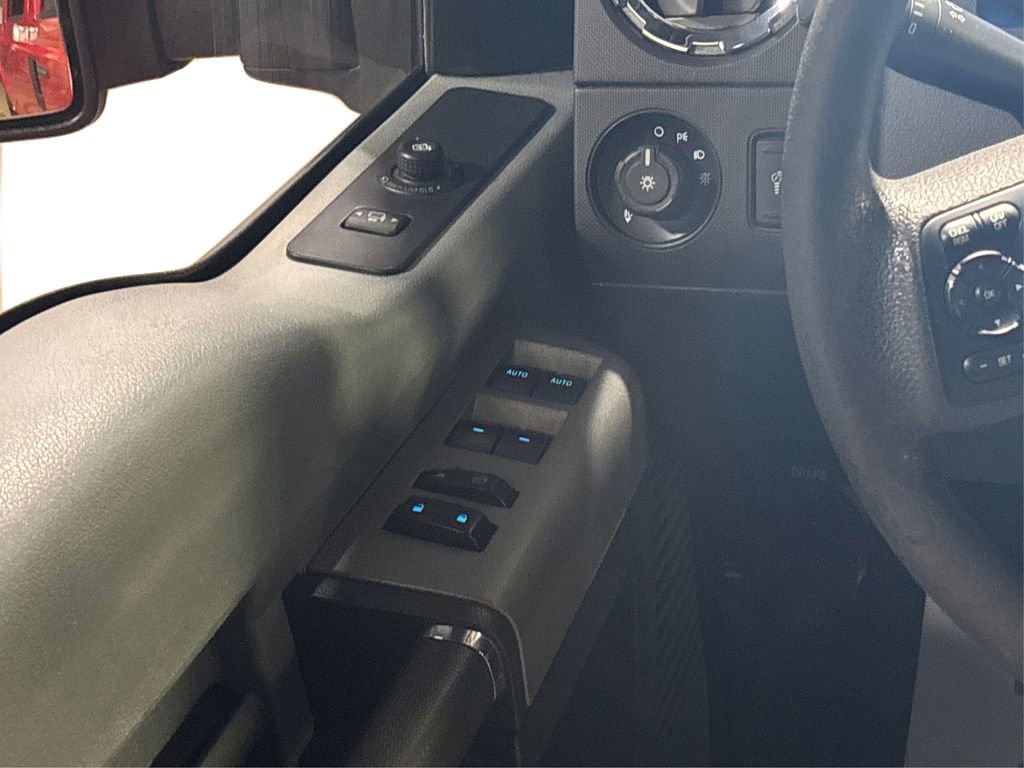 Used 2016 Ford F350 XLT w/ XLT Premium Package image 35