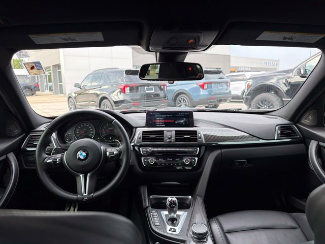 Used 2018 BMW M3 w/ Competition Package RWD image 9