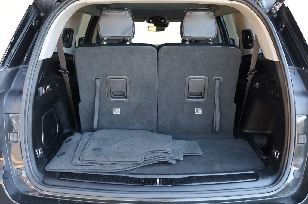 Used 2022 Jeep Grand Cherokee L Limited w/ Trailer Tow Group (B) image 10