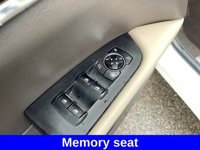 Used 2023 Lincoln Nautilus Standard w/ Premium Package image 11