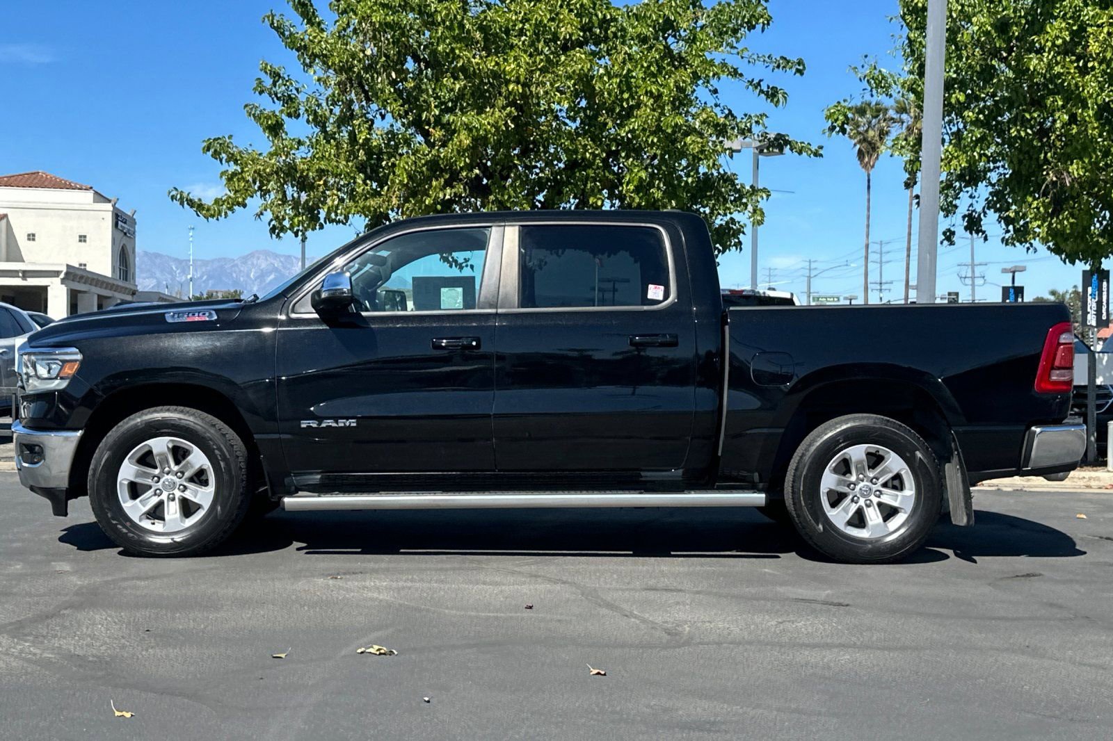 Used 2023 RAM 1500 Laramie image 7