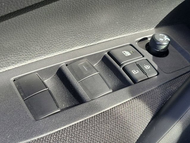Used 2023 Toyota Corolla LE image 29
