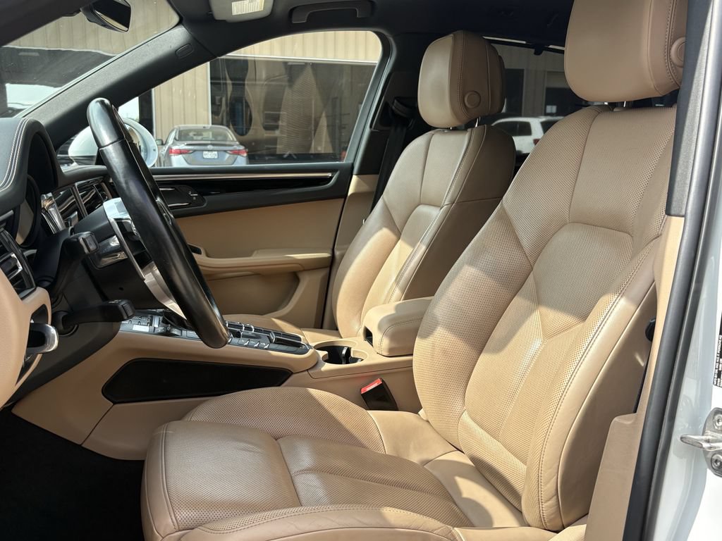 Used 2020 Porsche Macan S AWD/4WD image 12