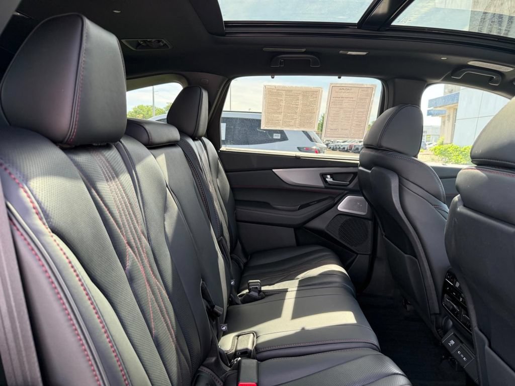 Certified 2025 Acura MDX A-Spec AWD/4WD image 10