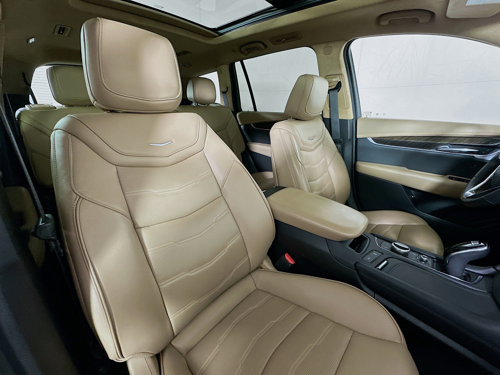 Used 2023 Cadillac XT6 Sport w/ Platinum Package image 30