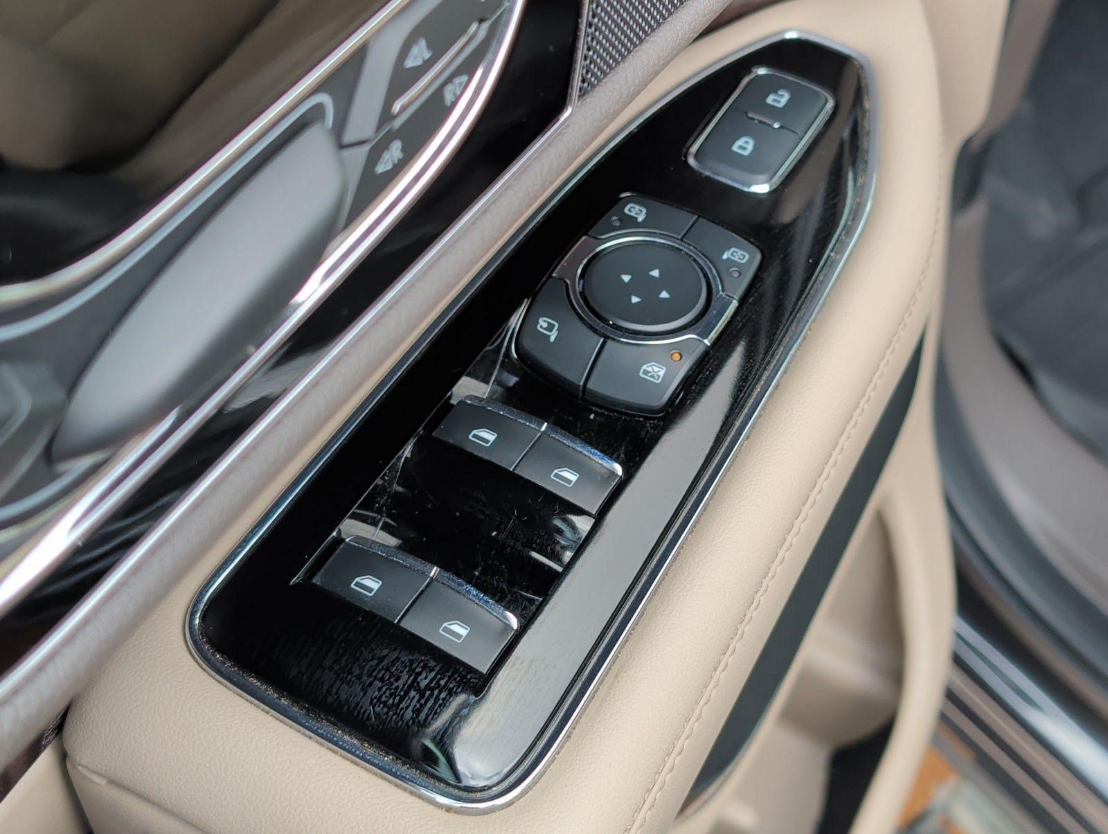 Used 2023 Lincoln Navigator Reserve AWD/4WD image 9