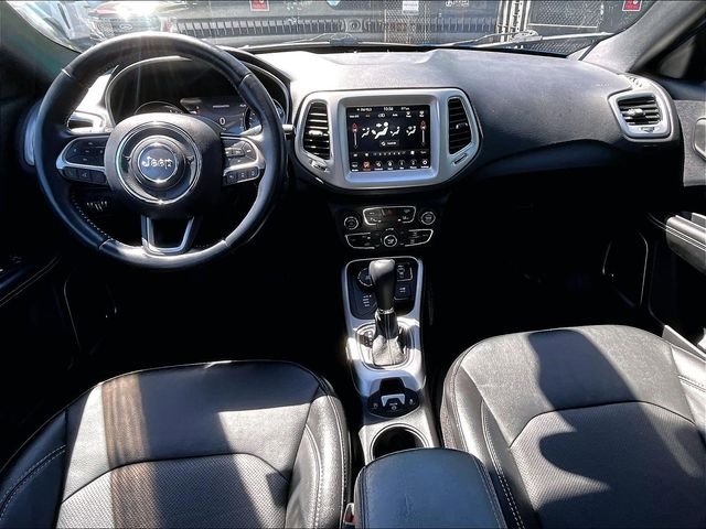 Used 2021 Jeep Compass Latitude w/ Sun and Sound Group AWD/4WD image 16