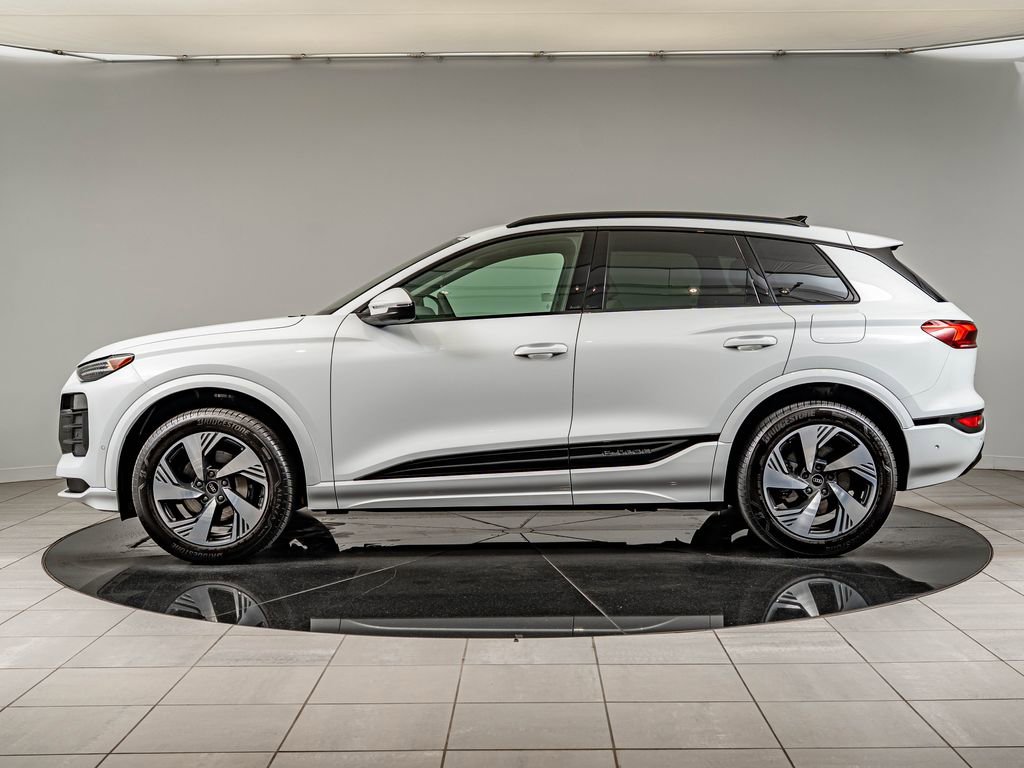 Certified 2025 Audi Q6 e-tron Premium Plus w/ Premium Plus AWD/4WD image 8