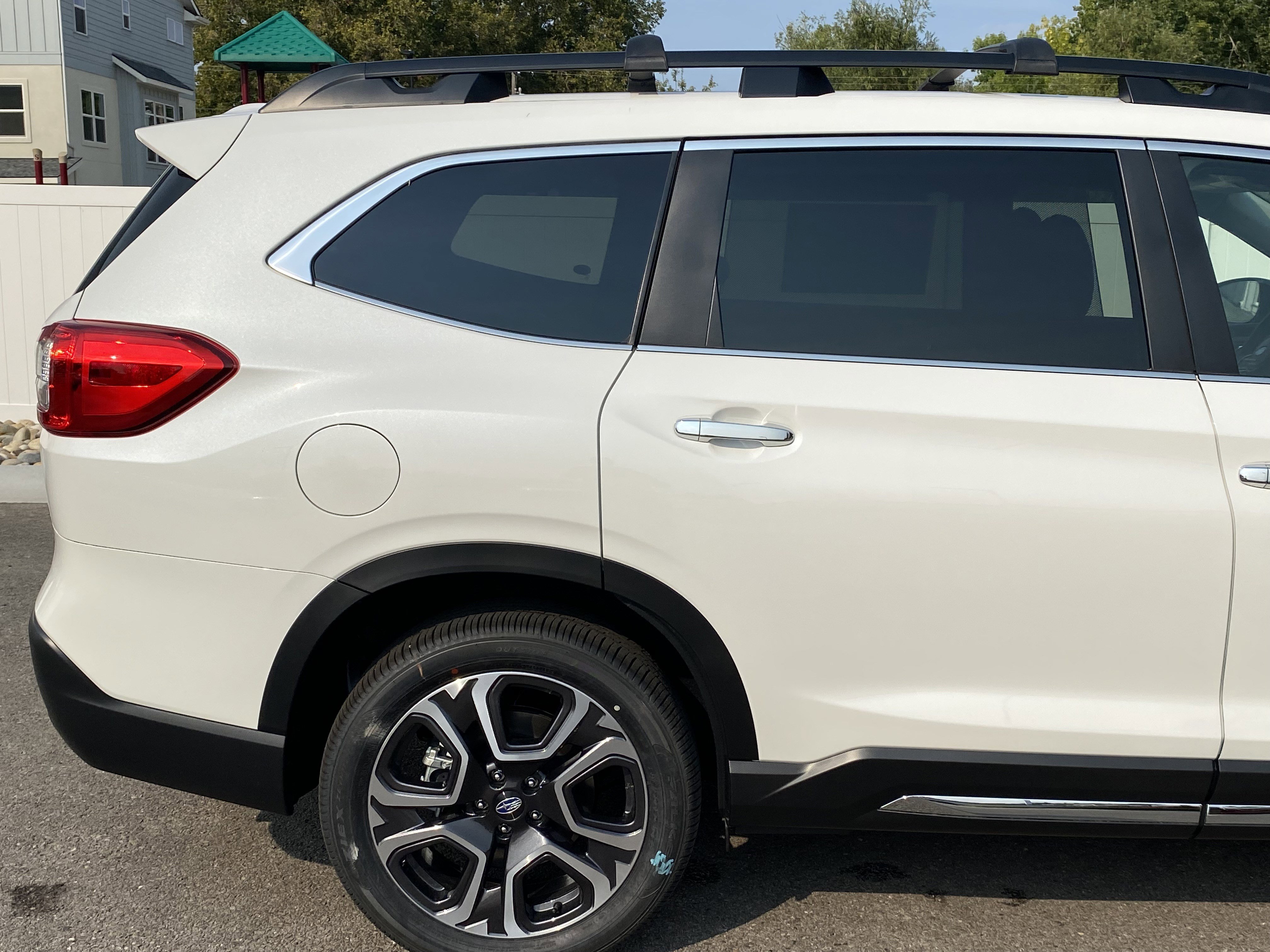 New 2025 Subaru Ascent Touring w/ Popular Package #2 image 6