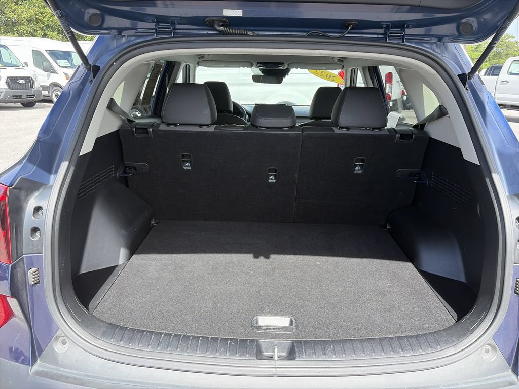 Used 2022 Kia Seltos S FWD image 16