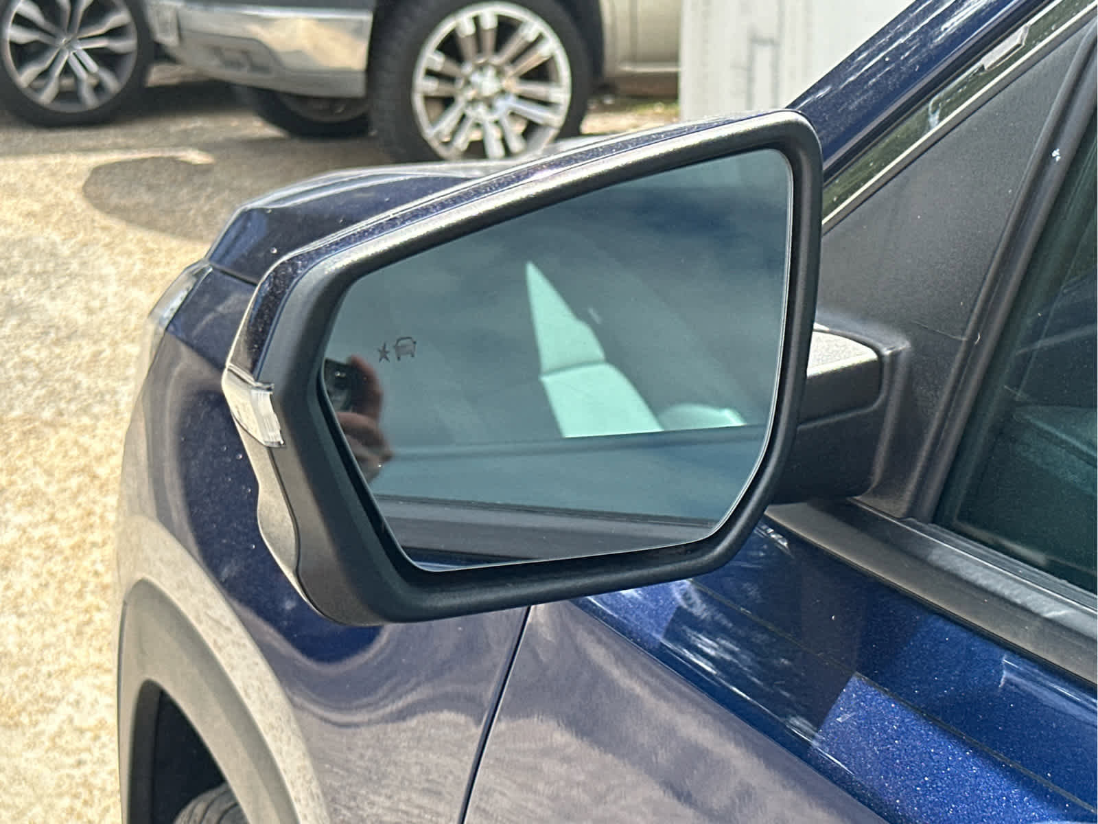 Used 2022 GMC Terrain SLT w/ Infotainment Package II image 13