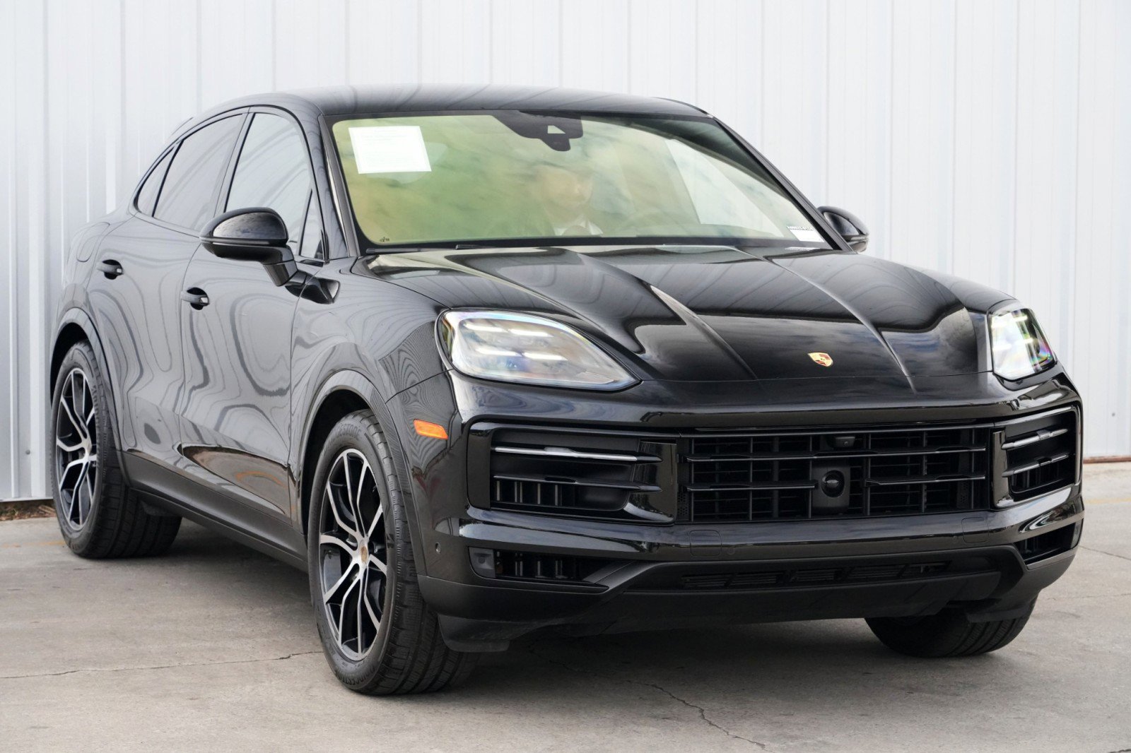 Used 2024 Porsche Cayenne S image 61