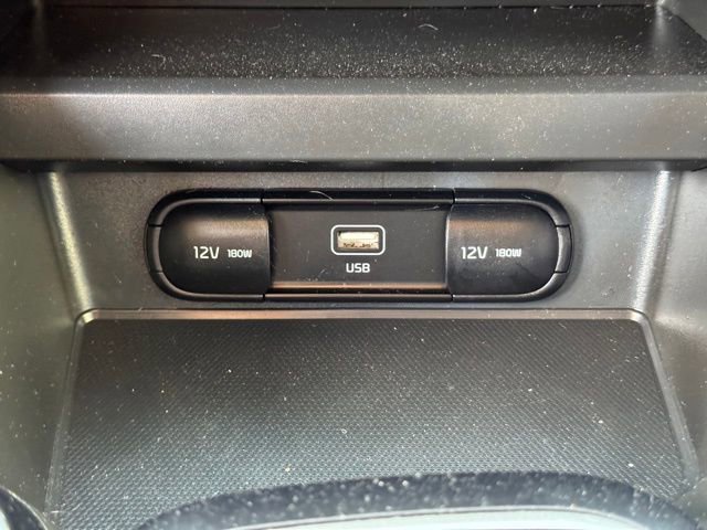 Certified 2025 Kia Soul LX image 20