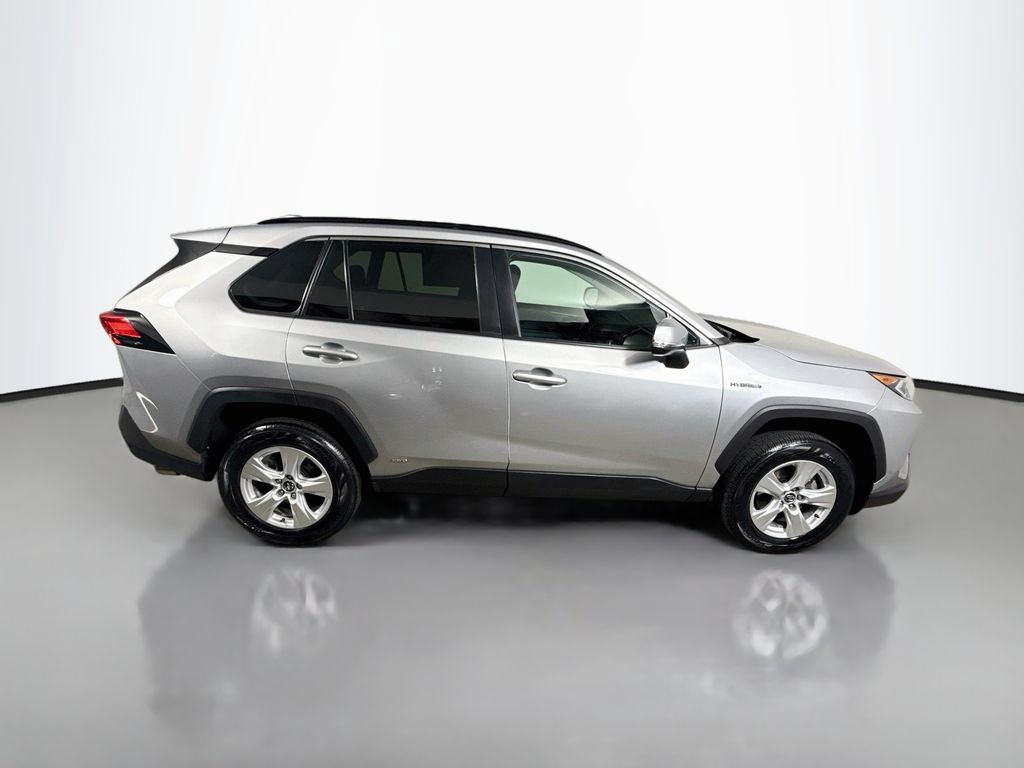 Certified 2020 Toyota RAV4 XLE w/ Convenience Package AWD/4WD image 8