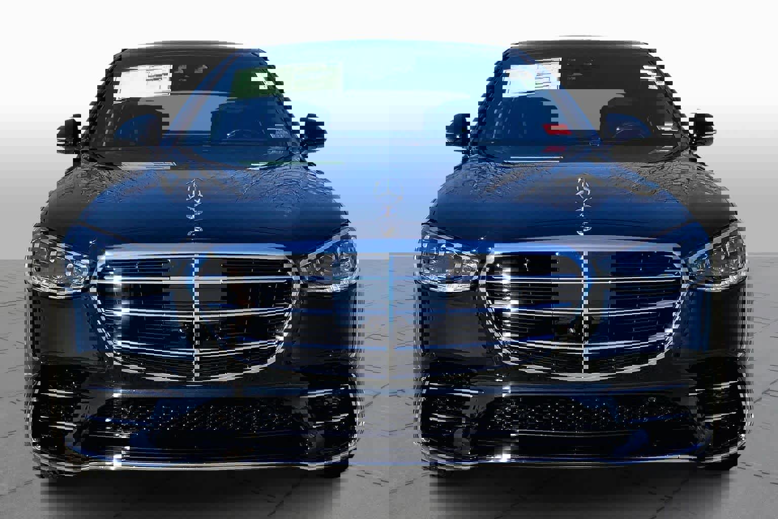 New 2026 Mercedes-Benz S 580 4MATIC Sedan image 3