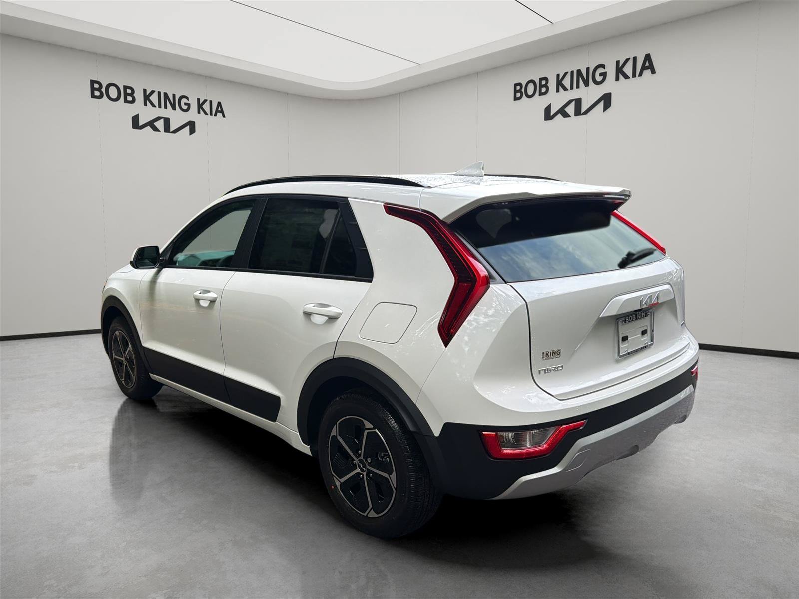New 2026 Kia Niro LX FWD image 3