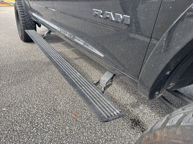 Used 2019 RAM 2500 Laramie AWD/4WD image 16