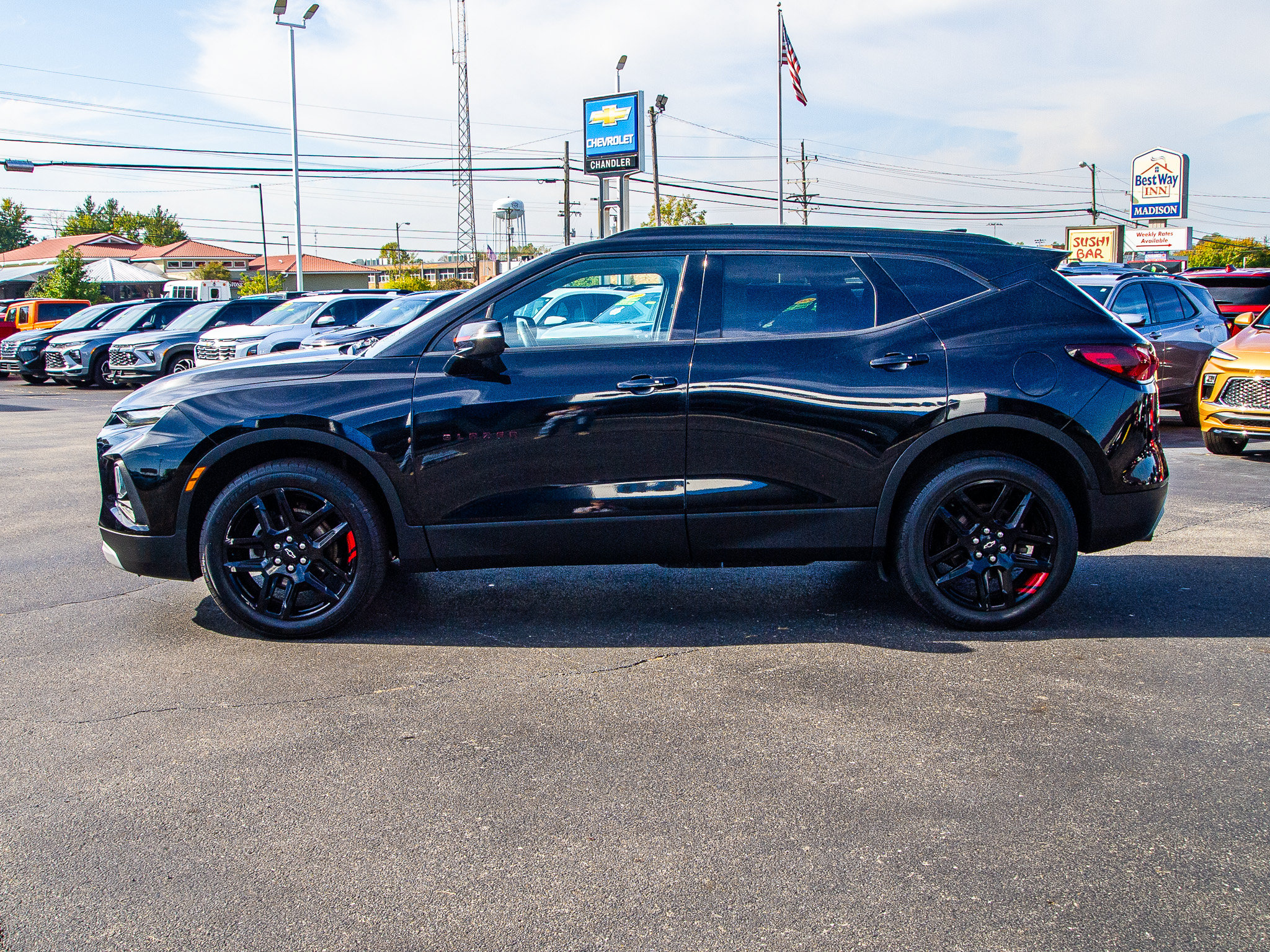 Used 2020 Chevrolet Blazer LT w/ Redline Edition FWD image 4