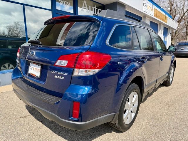 Used 2011 Subaru Outback 2.5i Premium image 7
