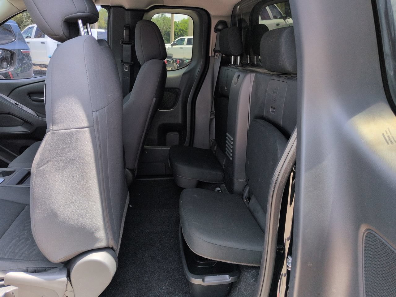 Used 2023 Nissan Frontier S w/ Technology Package RWD image 14