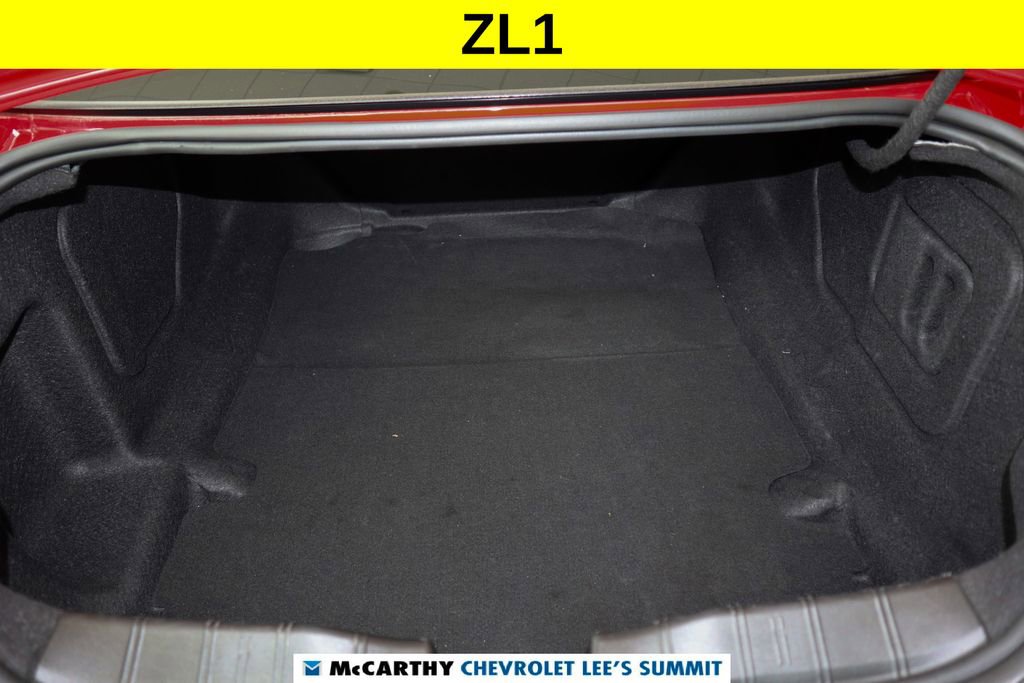 Used 2021 Chevrolet Camaro ZL1 RWD image 30