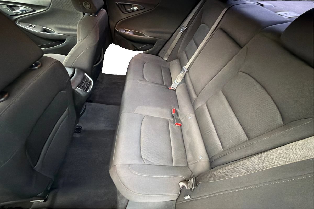 Used 2021 Chevrolet Malibu LT FWD image 10