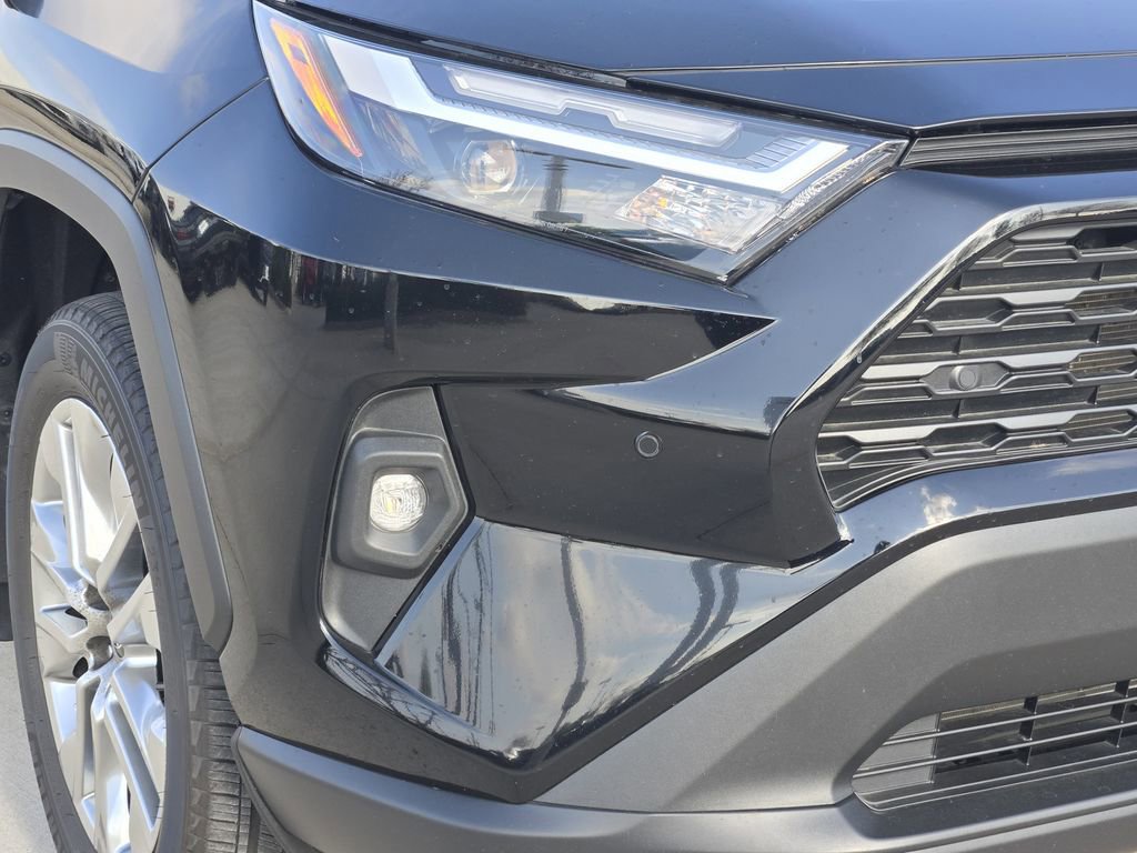 Used 2025 Toyota RAV4 XLE Premium w/ Weather Package image 9