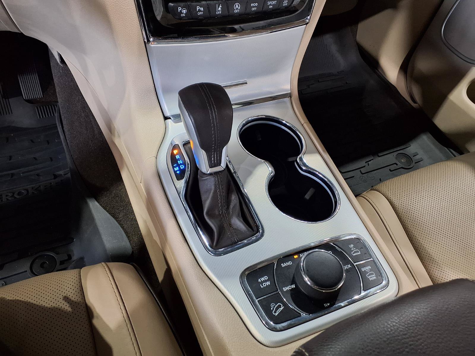 Certified 2020 Jeep Grand Cherokee Summit AWD/4WD image 12