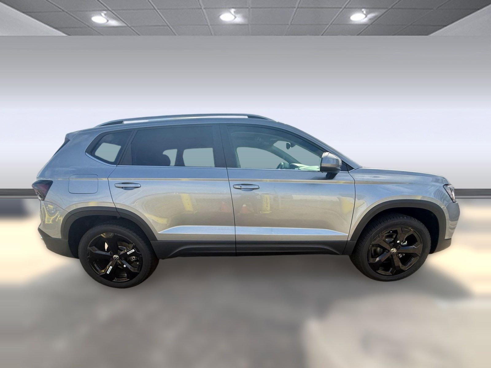 New 2026 Volkswagen Taos SEL image 7