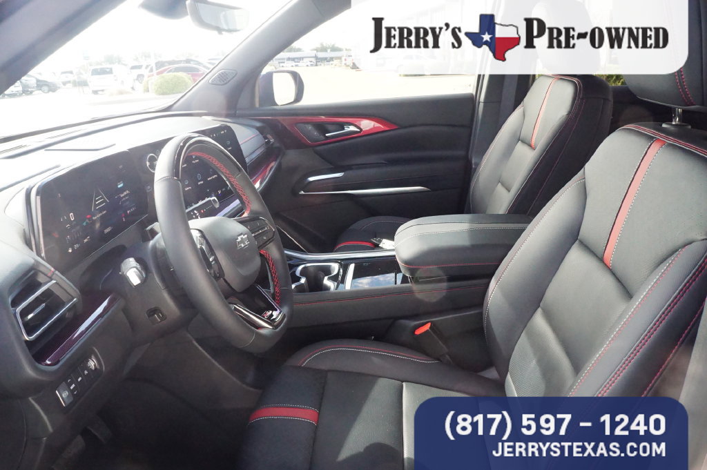 Used 2025 Chevrolet Traverse RS AWD/4WD image 18