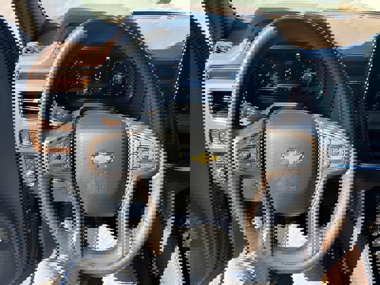 Used 2022 Chevrolet Suburban High Country w/ Max Trailering Package image 22