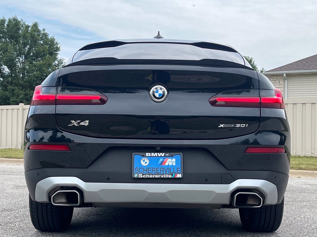 Used 2024 BMW X4 xDrive30i w/ Parking Assistance Package AWD/4WD image 8