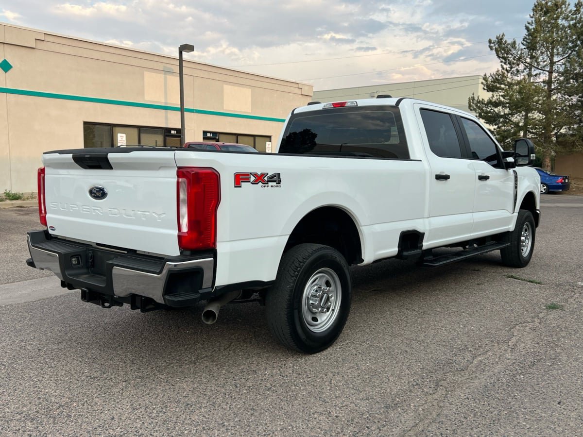 Used 2023 Ford F250 XL w/ FX4 Off-Road Package AWD/4WD image 3