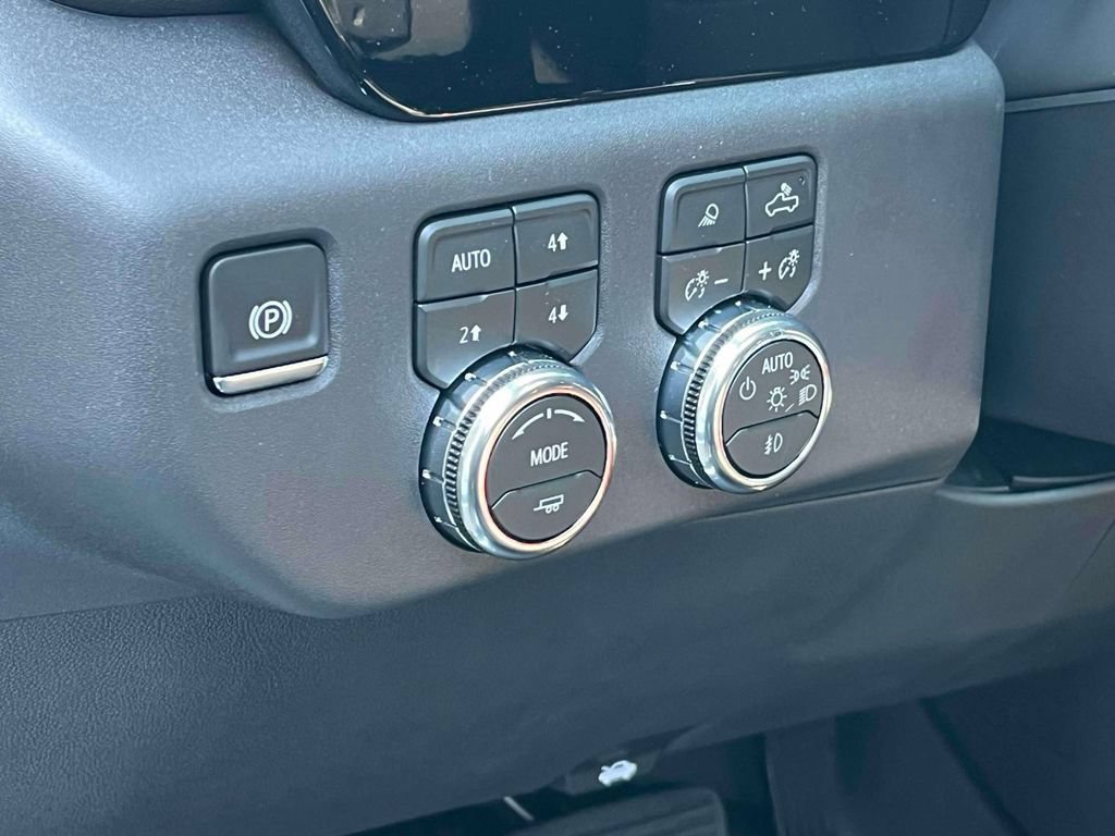 New 2026 GMC Sierra 1500 SLT w/ SLT Premium Package AWD/4WD image 24