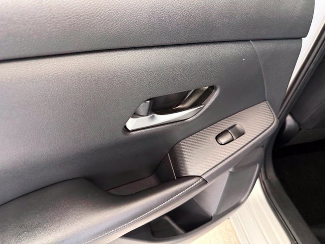 Used 2023 Nissan Sentra SV FWD image 18