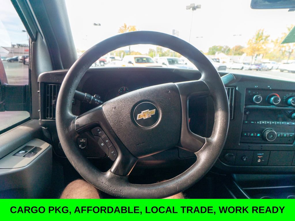 Used 2015 Chevrolet Express 2500 image 15