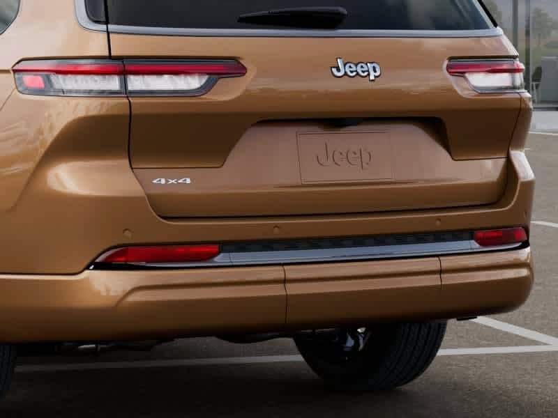New 2026 Jeep Grand Cherokee L Limited AWD/4WD image 13