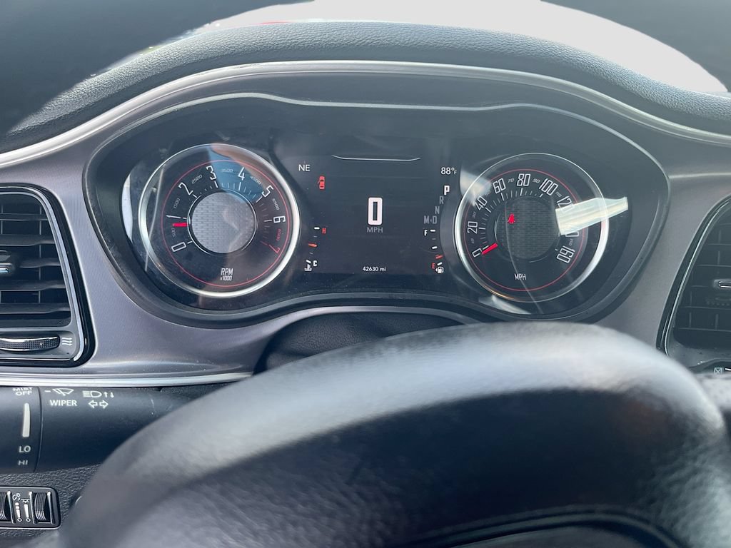 Used 2022 Dodge Challenger GT AWD/4WD image 12