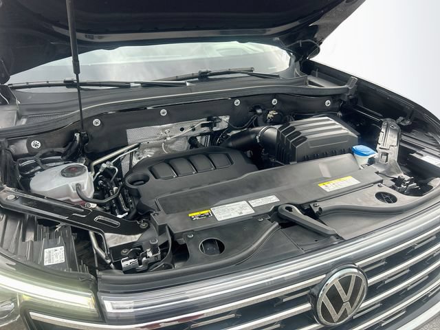 Used 2024 Volkswagen Atlas SEL AWD/4WD image 30